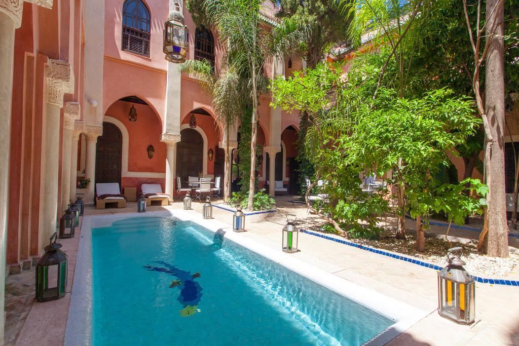 Riad Le Perroquet Bleu Suites & Spa Marrakesz Zewnętrze zdjęcie